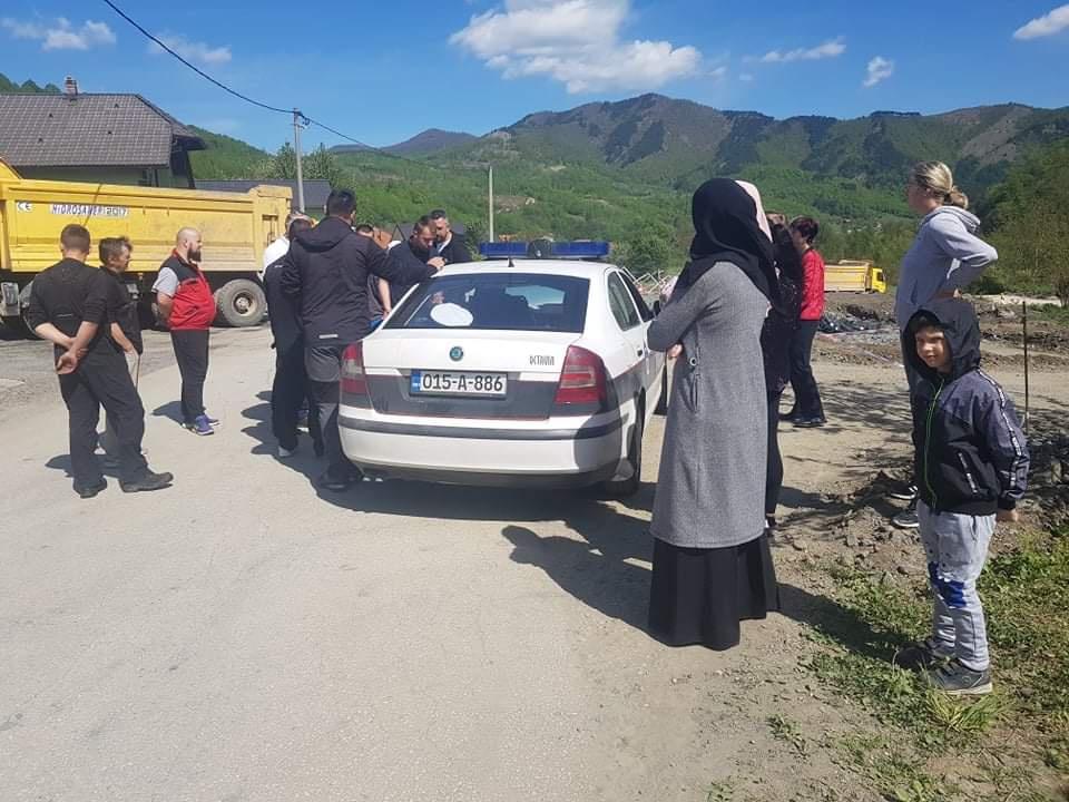 Protesti mještana Donje Golubinje: Izašli na ulicu jer nemaju vode