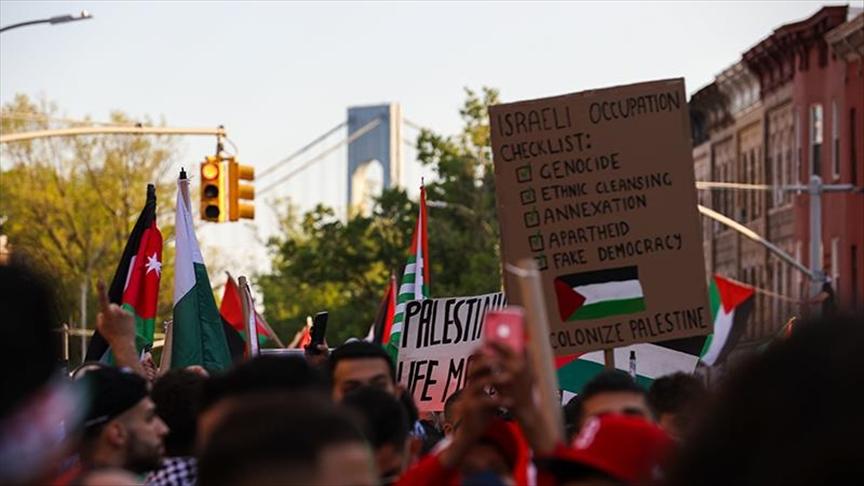 The crowd protested the US administration that has remained silent on Israeli attacks in Palestine - Avaz