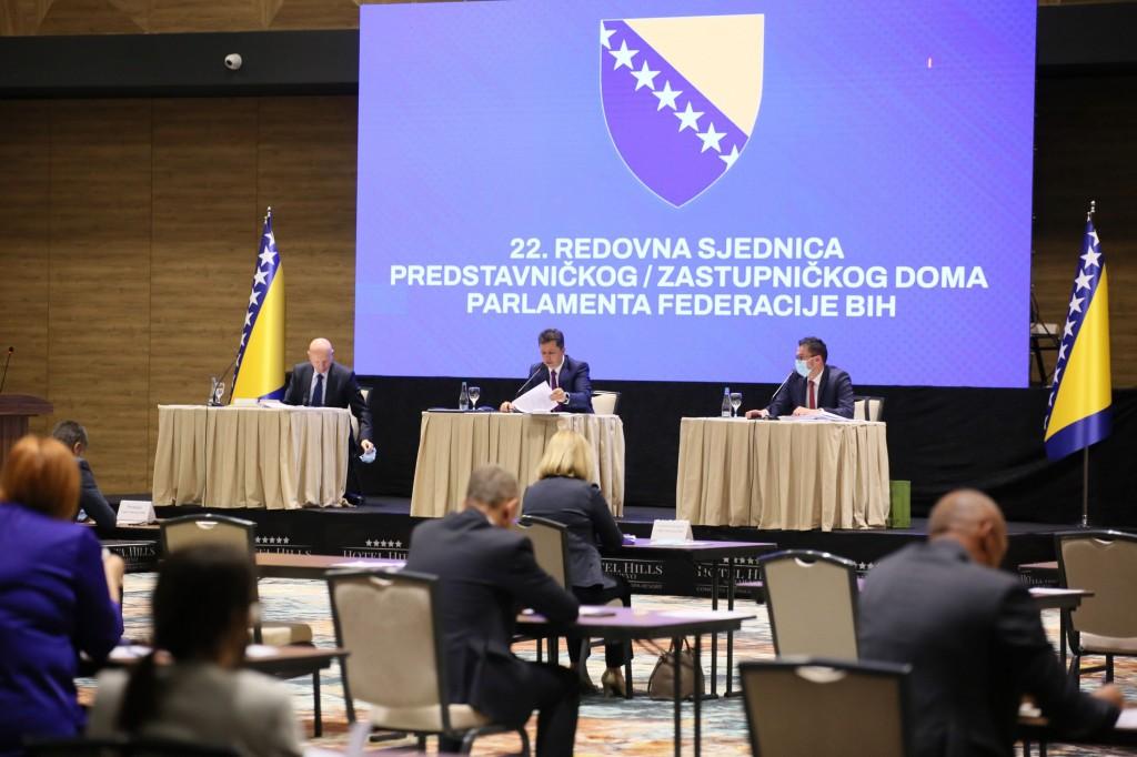 Parlament FBiH: Počela rasprava o zabrani pušenja u Federaciji BiH