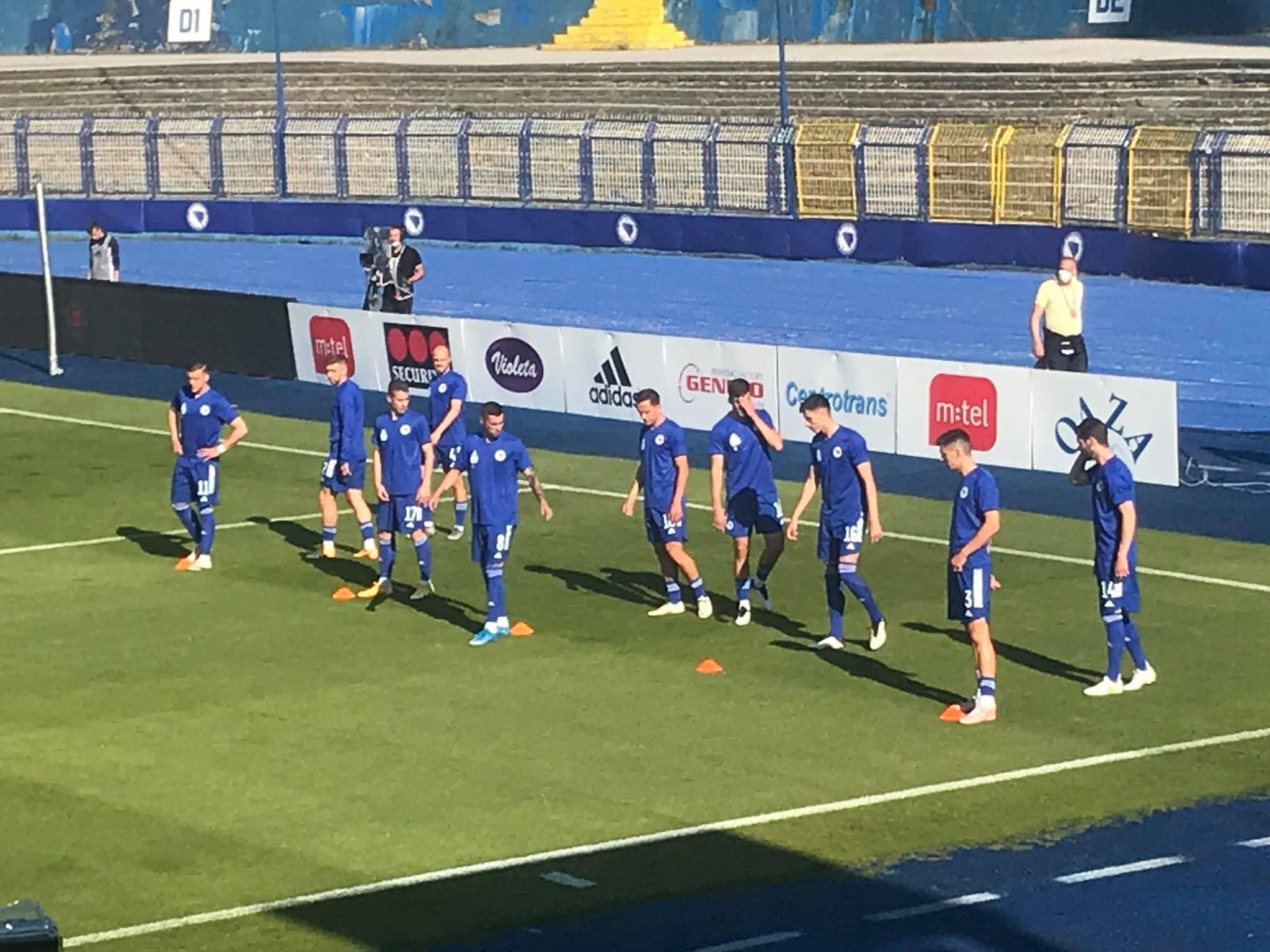 Zmajevi izašli na teren stadiona Grbavica