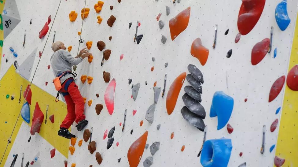 Maestro of Alpine climbing still scaling heights at 98