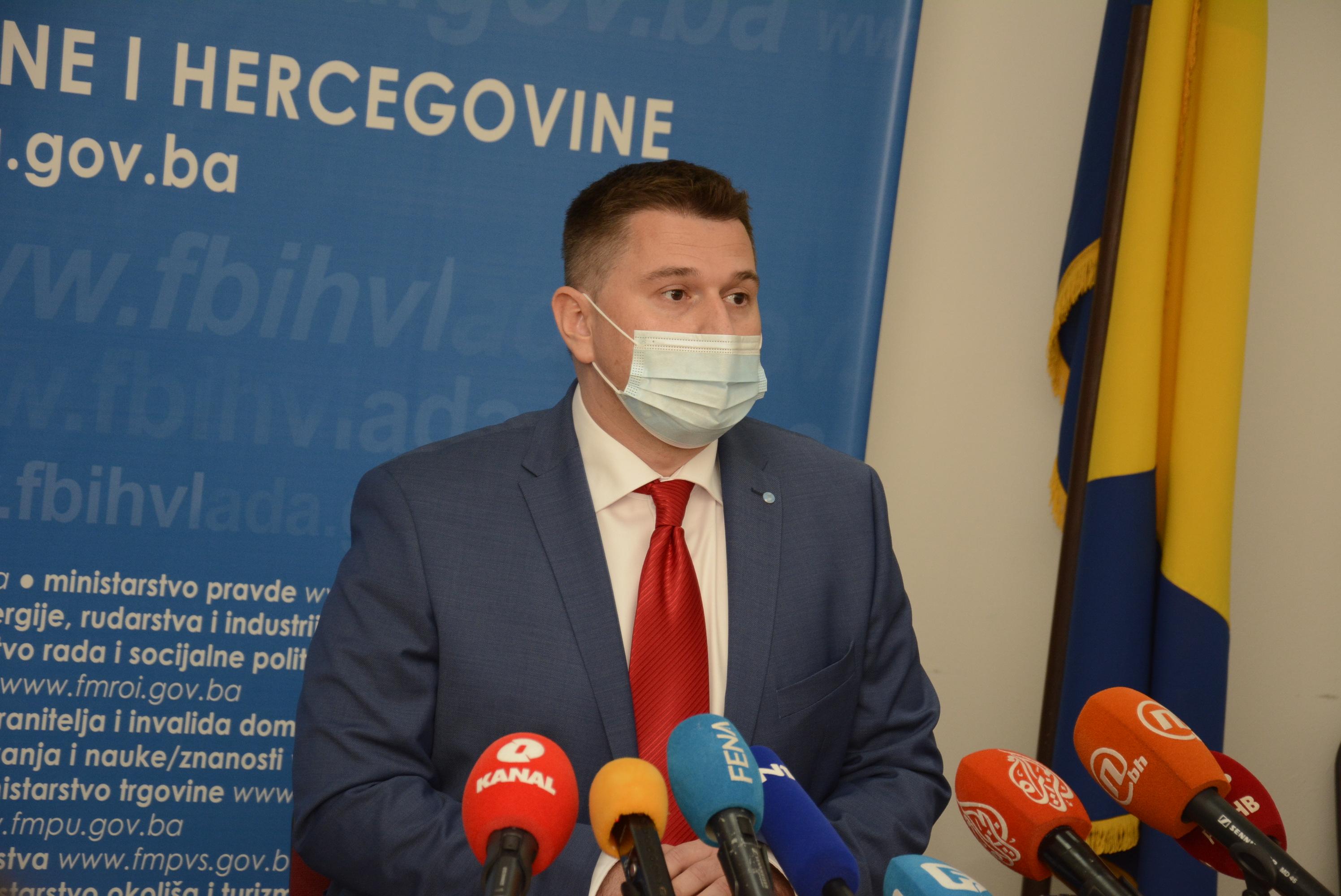 Skočibušić: Pokrenuti pregovori s Pfizerom za nabavku 1,2 miliona vakcina