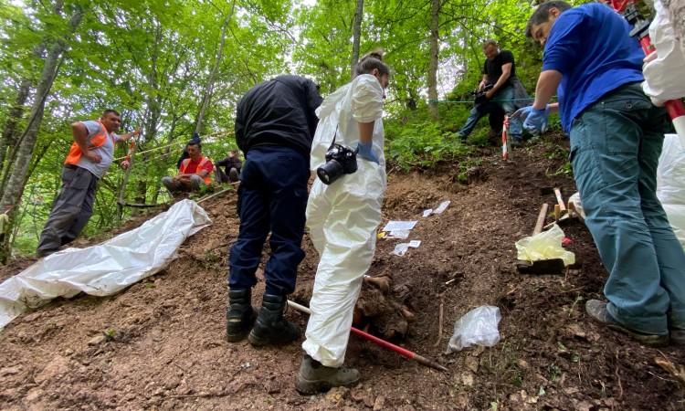 Incomplete remains of nine victims found in a mass grave near Kalinovik