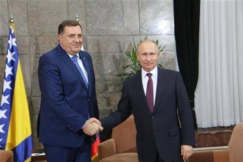 Milorad Dodik i Vladimir Putin - Avaz