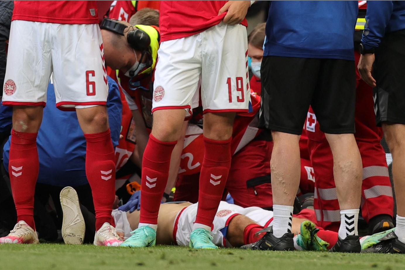 Užas na Parkenu: Pogledajte trenutak kada se Eriksen srušio na teren