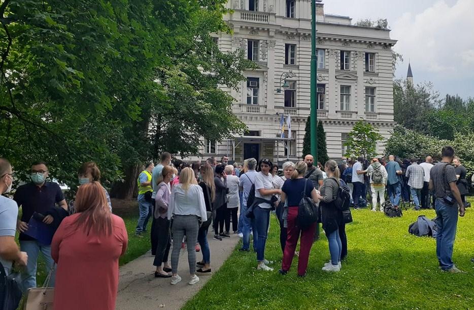 Sindikat medicinskih sestara i tehničara KS: Poštujemo pravo na štrajk ali ne podržavamo obustavu vakcinacije