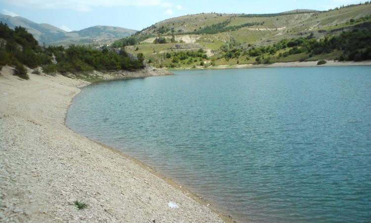 Jezero Mandek - Avaz