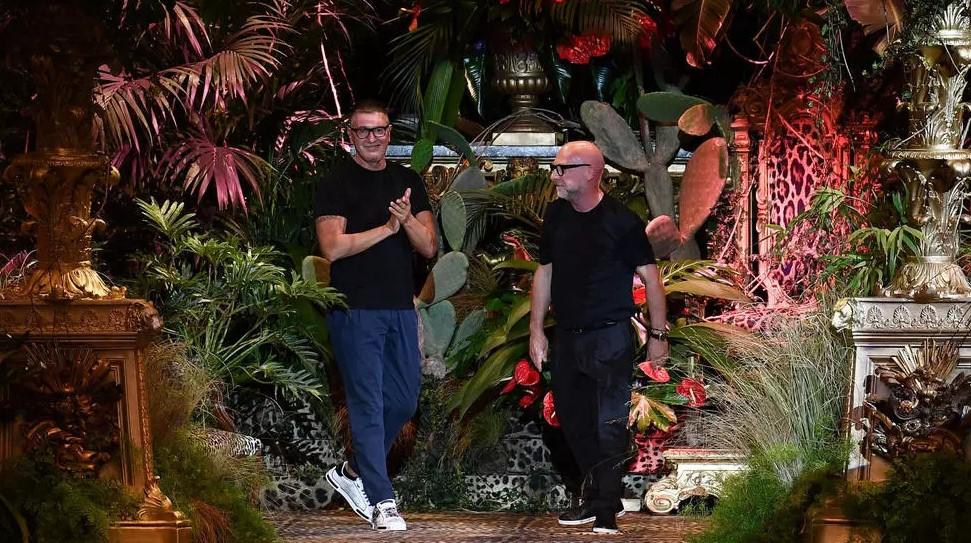 Dolce & Gabbana are among those due to take the plunge with a return to live audiences at Milan fashion - Avaz