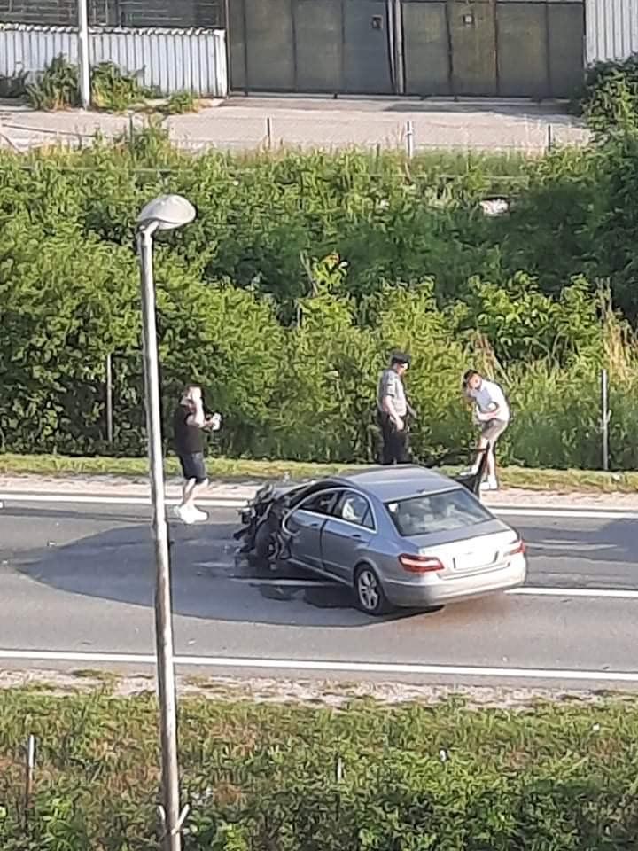 Sudar dva automobila u Zenici, jedna osoba povrijeđena