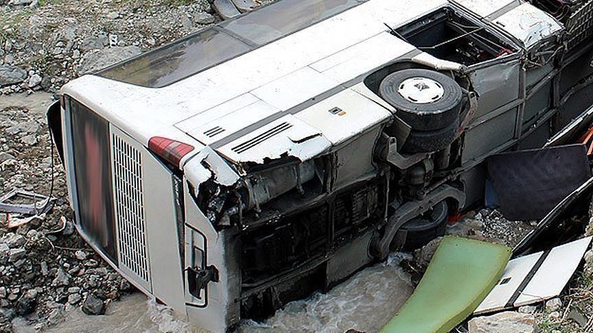 U Peruu autobus sletio s ceste, poginulo 27 osoba