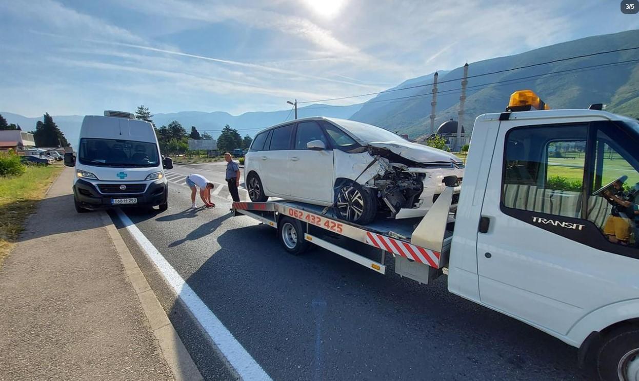 Tri automobila se sudarila u Vrapčićima, nije bilo teže povrijeđenih