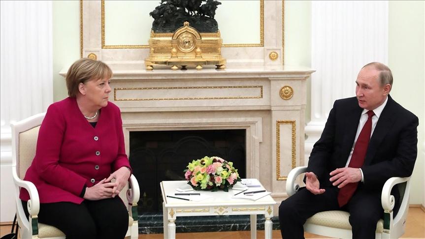 Angela Merkel and Vladimir Putin - Avaz