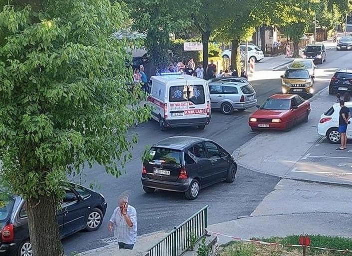 Četiri osobe povrijeđene u nesreći, prevezene u Kantonalnu bolnicu Zenica