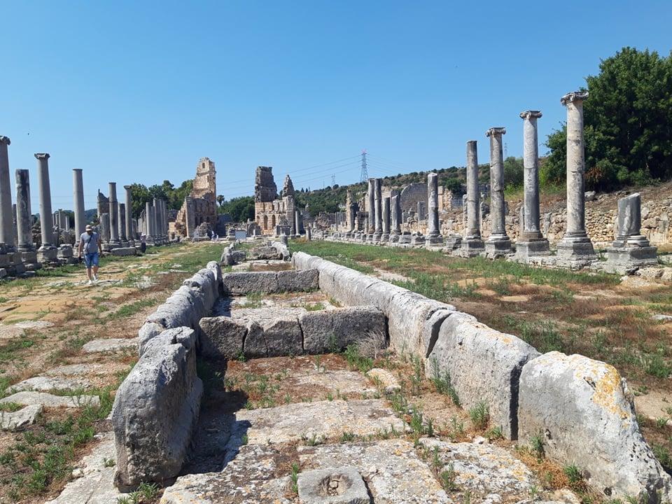 Iz svakog kamena u gradu Perge progovara historija - Avaz