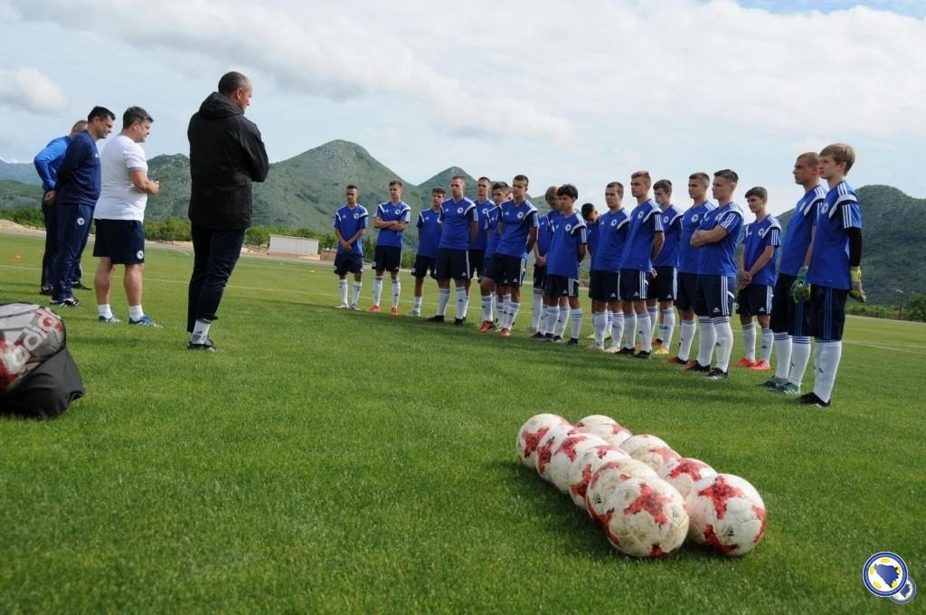 Okupljanje je zakazano u ponedjeljak, a u četvrtak se ljetni kamp završava trening-utakmicom - Avaz