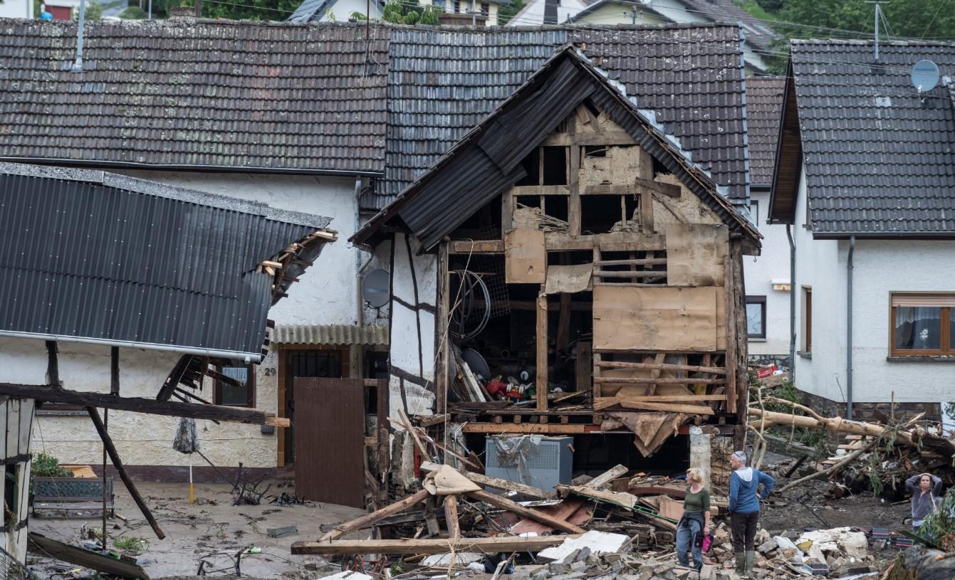 Užasne poplave pogodile Njemačku i Belgiju - Avaz