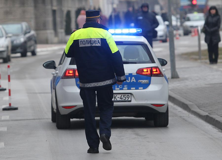 U sudaru Honde i autobusa poginula žena