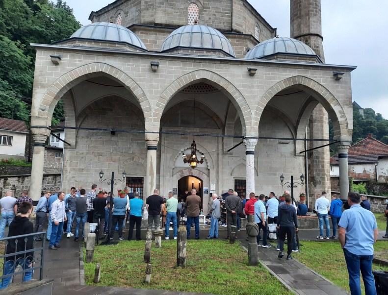 Vjernici u Maglaju klanjali bajram-namaz