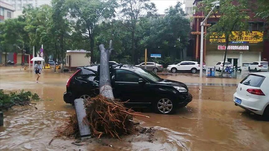 Death toll in China floods rises to 33, 8 missing