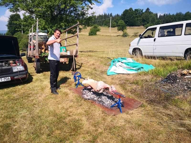 I ove godine bez koride u Čevljanovićima: Neki su, ipak, okrenuli ražanj