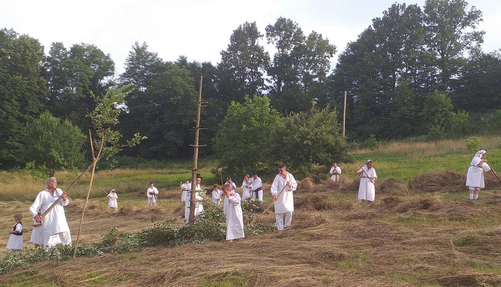 Članovi „Gromovnika“ čuvaju tradiciju - Avaz