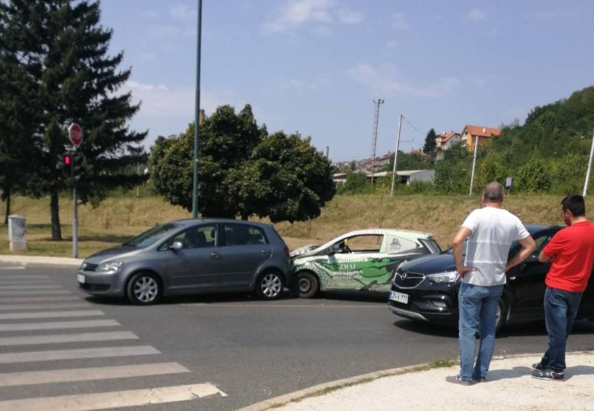 Sudar kod Autobuske stanice, nije bilo teže povrijeđenih