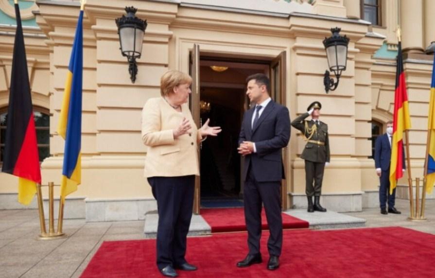 Merkel jučer posjetila Ukrajinu - Avaz