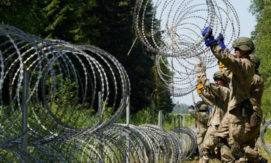 Poljska počela gradnju ograde na granici sa Bjelorusijom