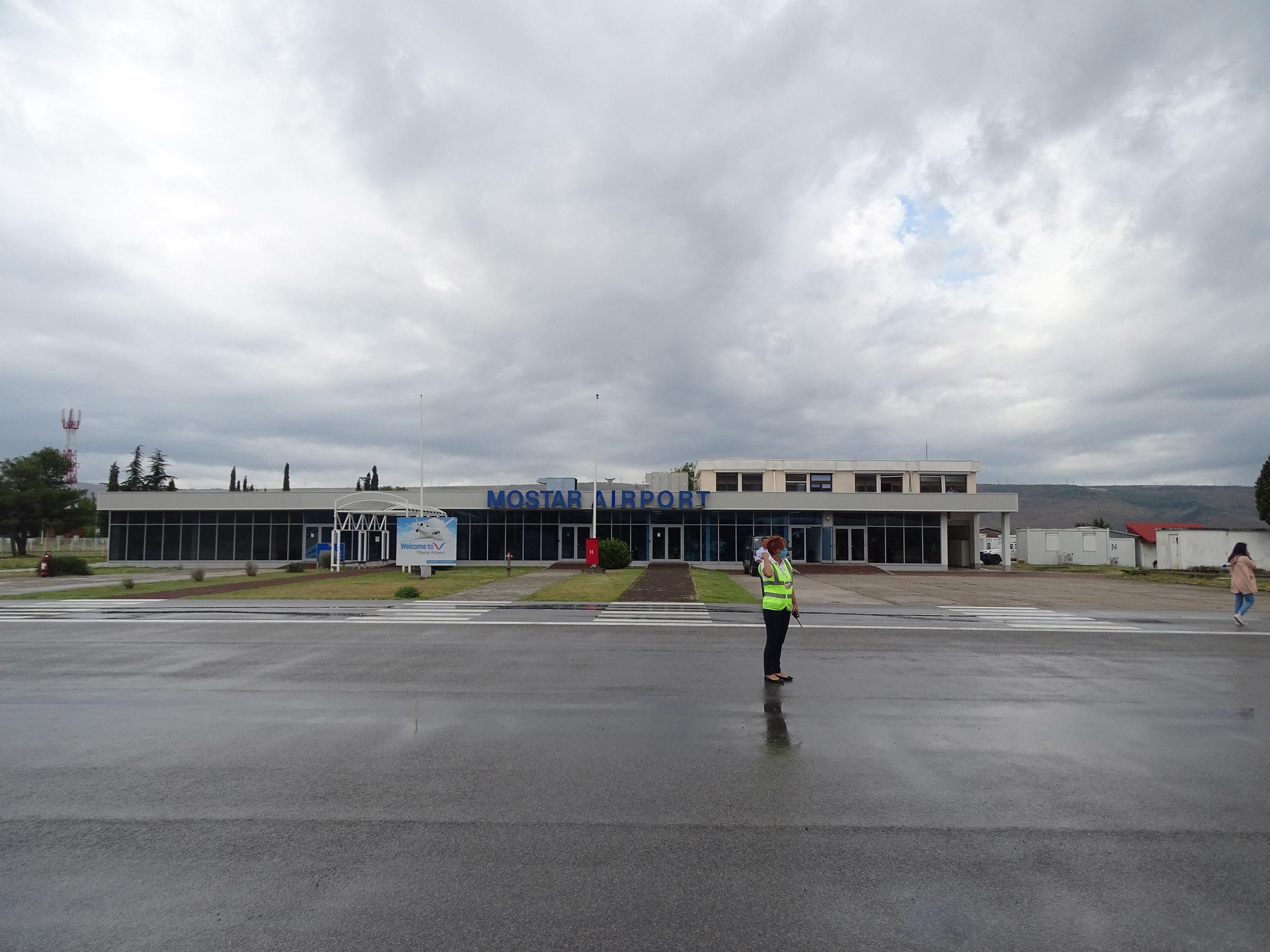 Na mostarskom aerodromu - Avaz