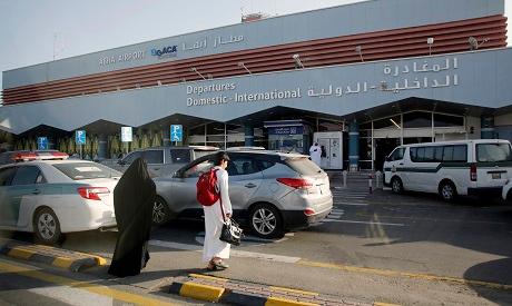 Aug. 22, 2019, Saudi passengers enter the departure terminal of Abha airport, in southwestern Saudi Arabia - Avaz