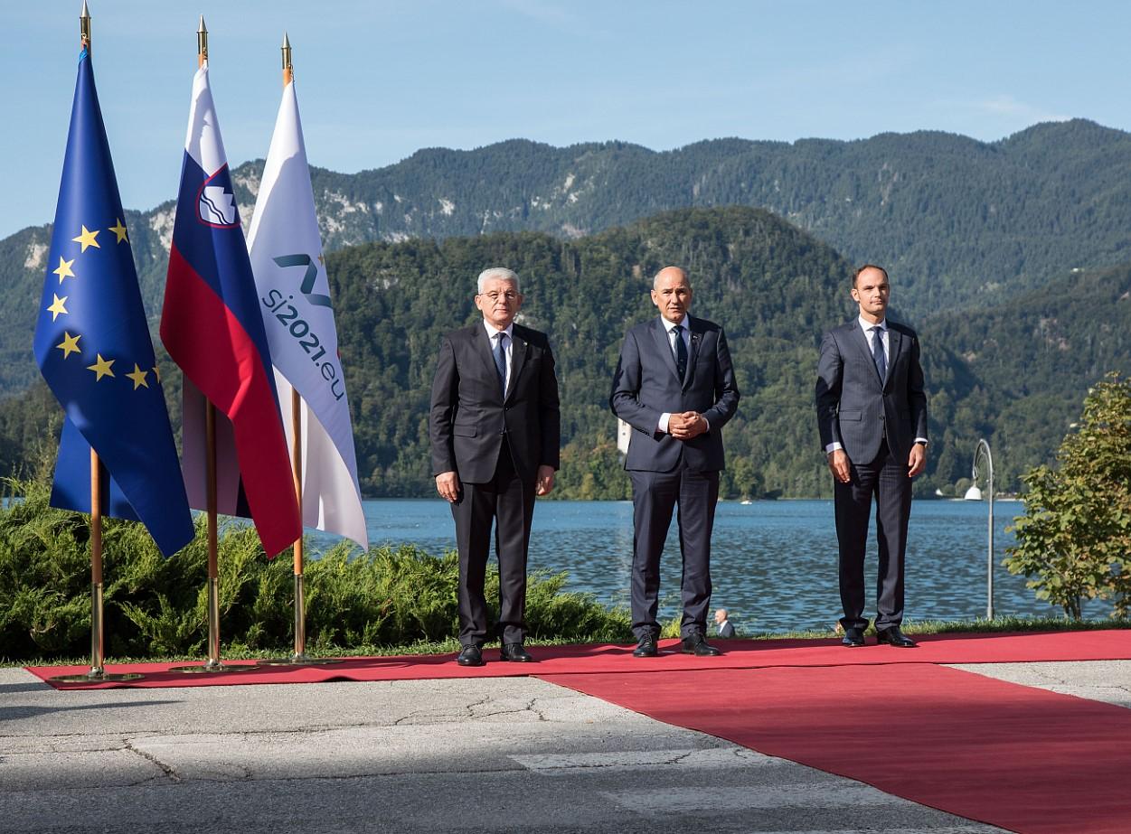 S foruma u Sloveniji - Avaz