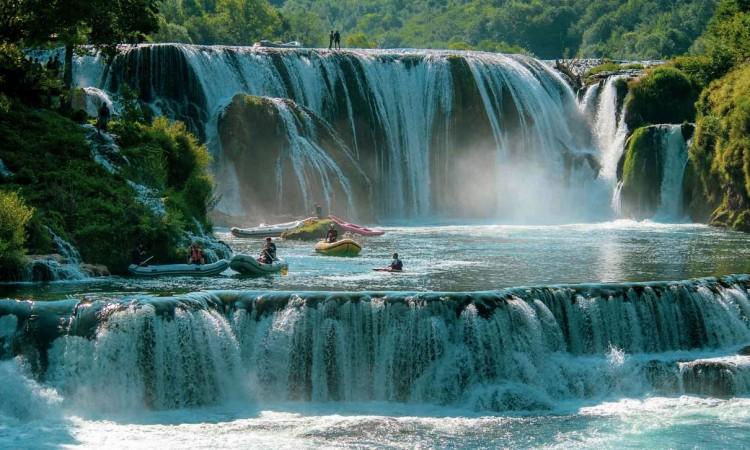 Una National Park - Avaz