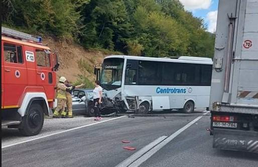 "Avaz" na licu mjesta: Uznemirujuće fotografije s mjesta nesreće u Ilijašu