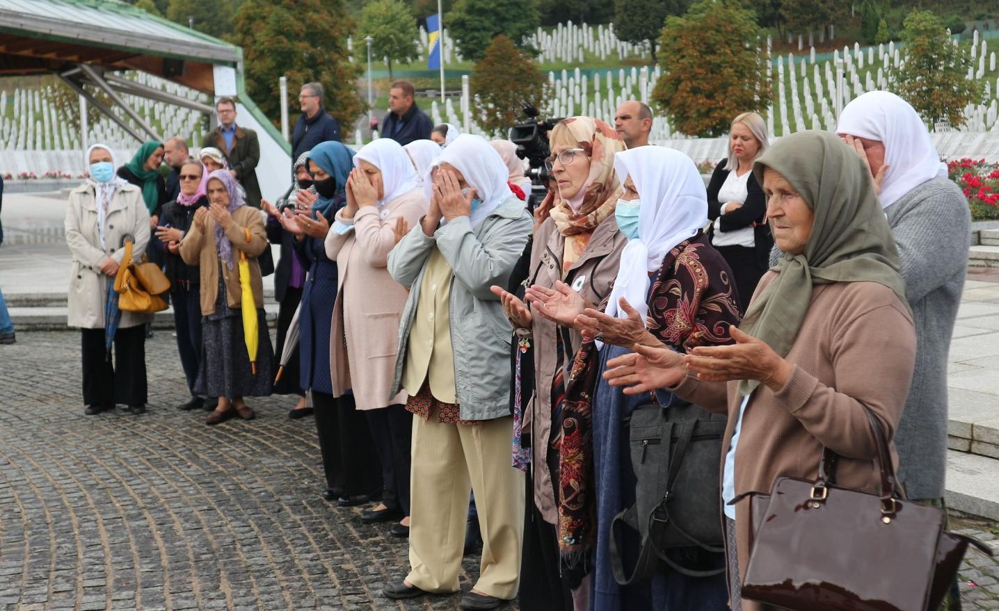 Sjećanje na dan kada je Klinton otvorio Memorijalni centar Potočari