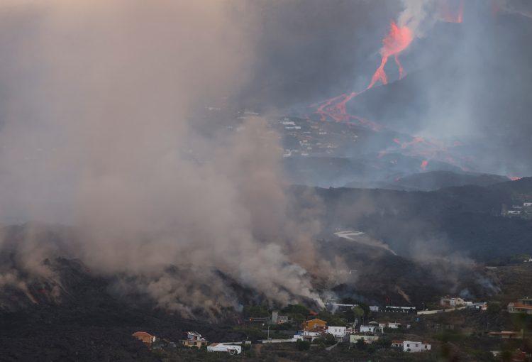 Zvaničnici danima očekuju da lava stigne do Atlantskog okeana - Avaz