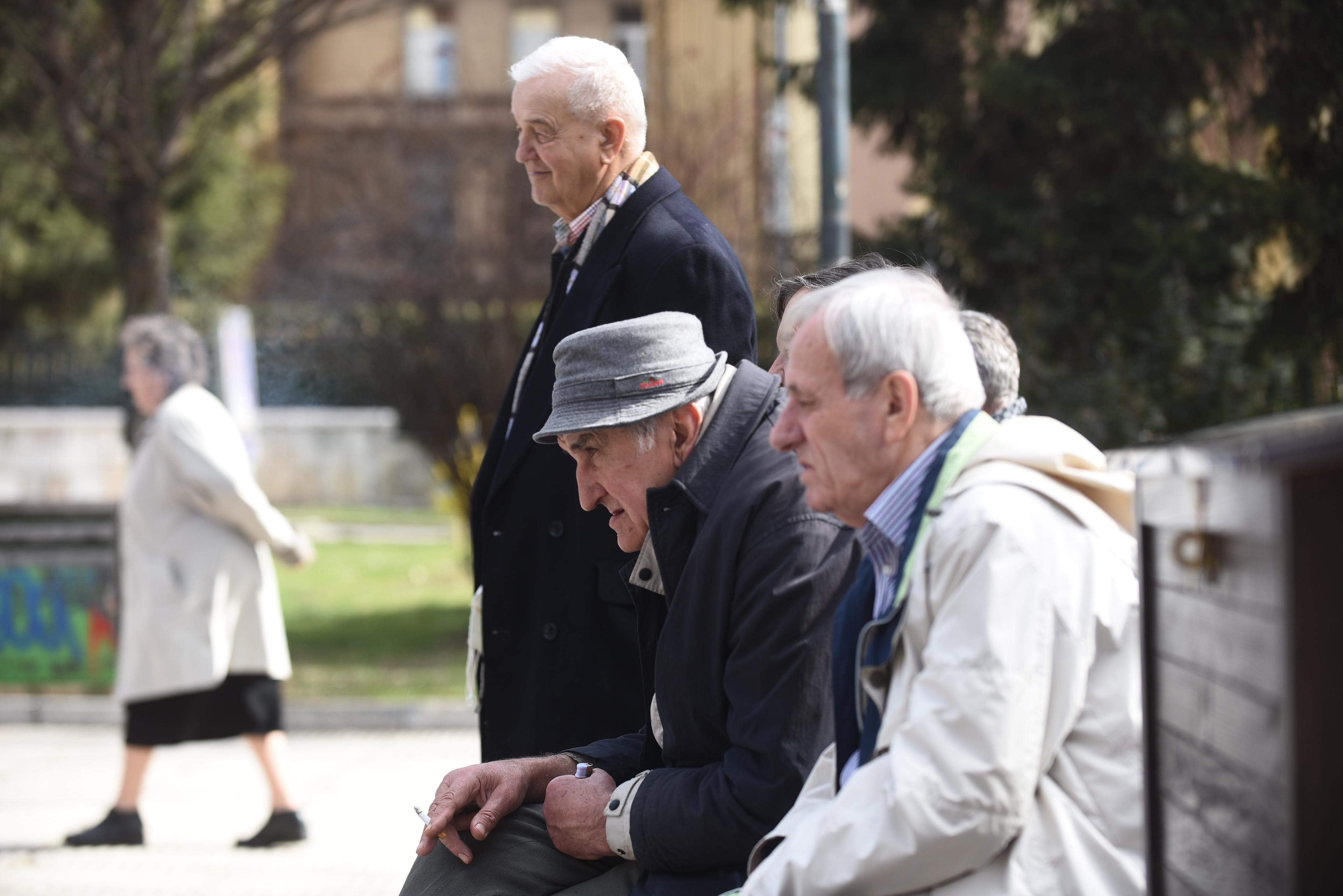 Više od 90 posto penzionera ima penzije niže od 500 KM - Avaz