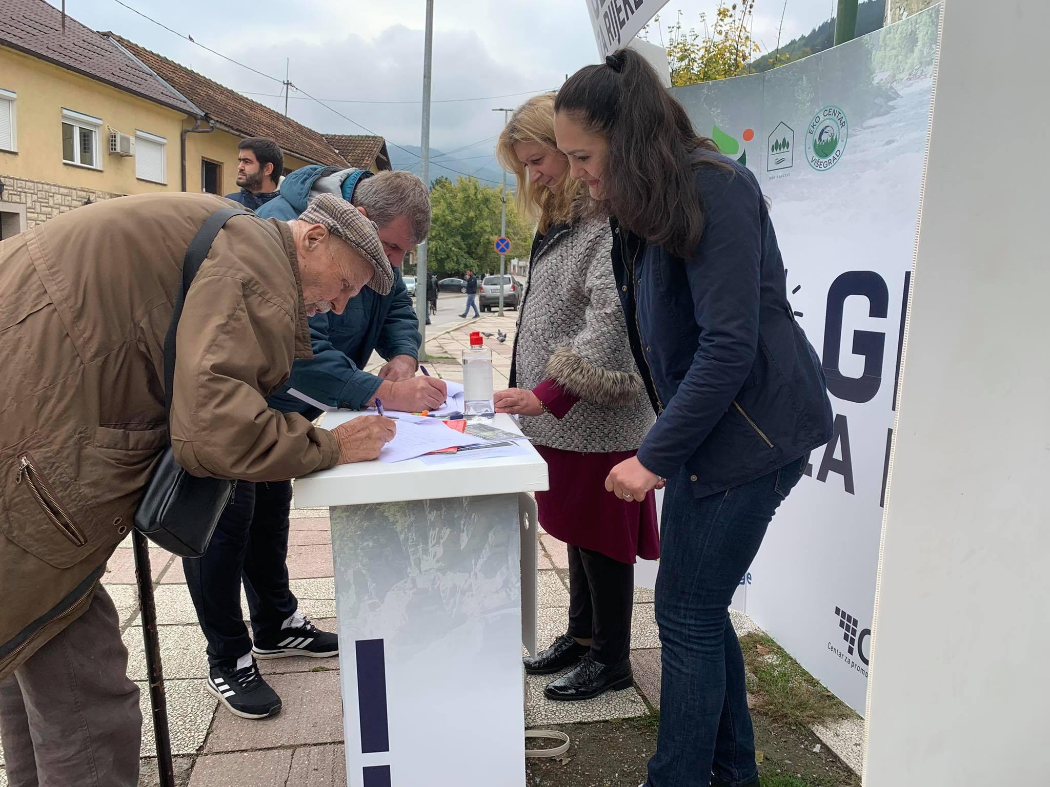 Ulična kampanja u tri grada: Obustaviti izgradnju malih hidroelektrana