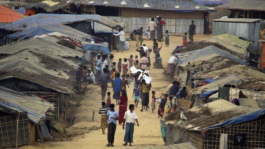 Armed clashes erupted in the Ukhiya camps a day after the Bangladesh Home Ministry said security measures at Rohingya refugee camps will be beefed up in the wake of the recent killing of Rohingya leader, Mohibullah - Avaz