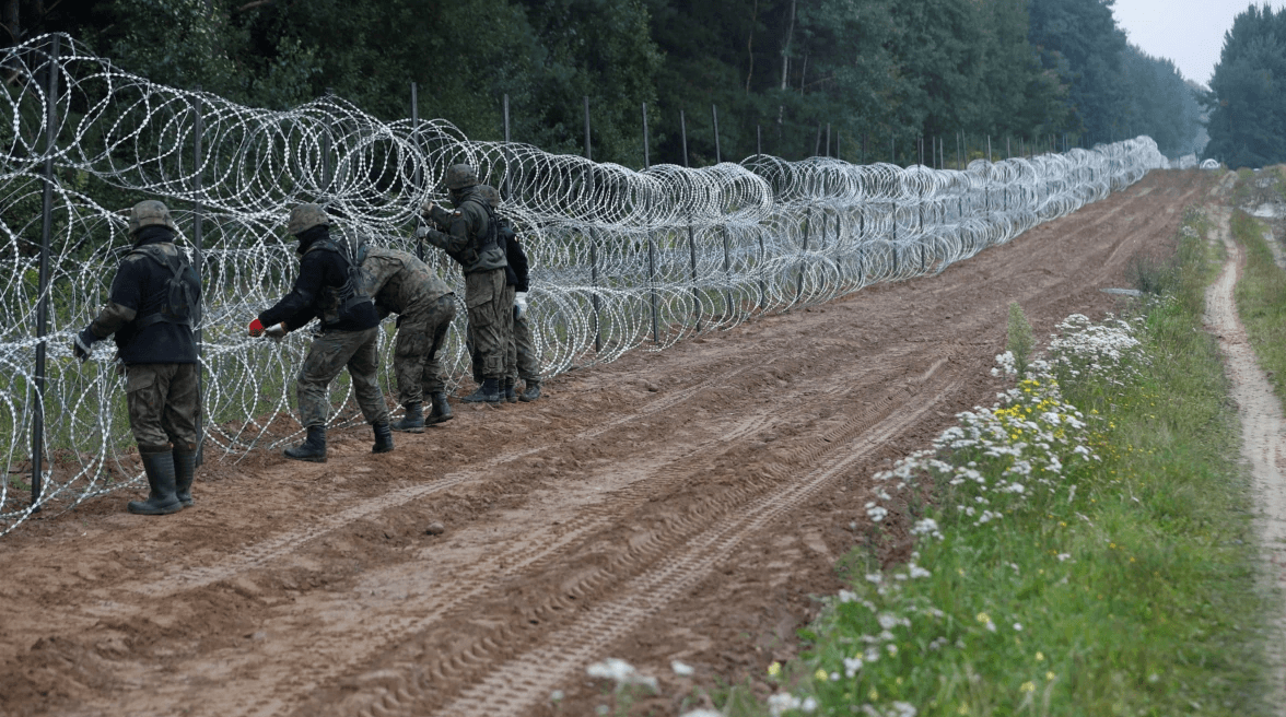 Poljska gradi zid protiv ilegalnih migranata visok 5,5 metara