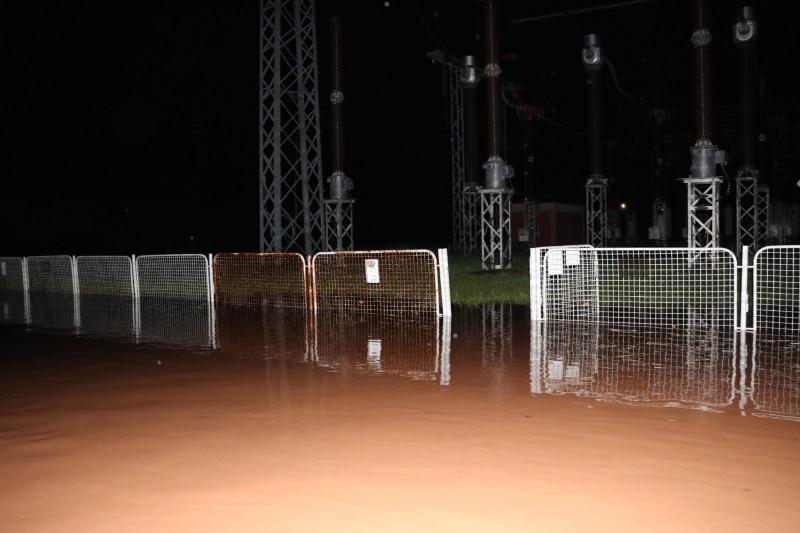 Trafostanica u Reljevu još uvijek pod vodom - Avaz