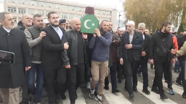 Hiljade ljudi na posljednjem ispraćaju Zukorliću