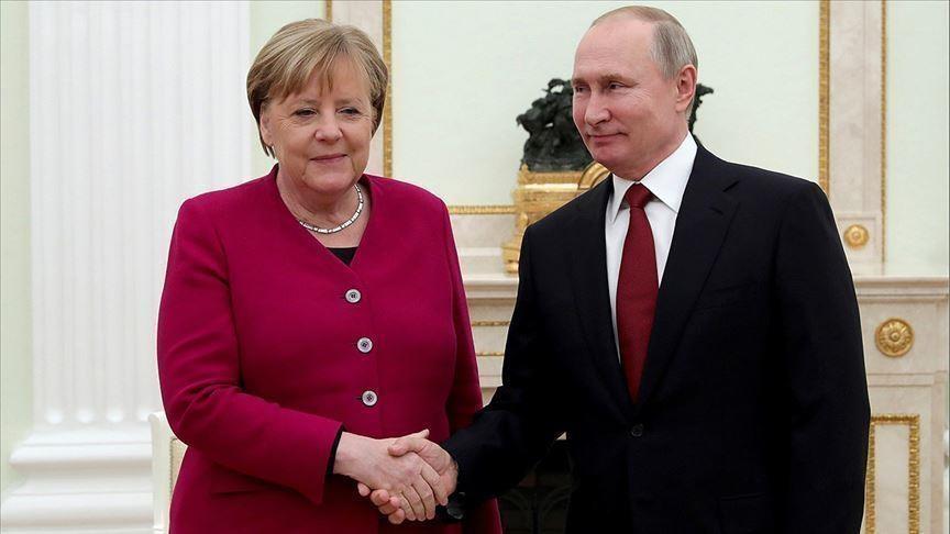 Angela Merkel and Vladimir Putin - Avaz