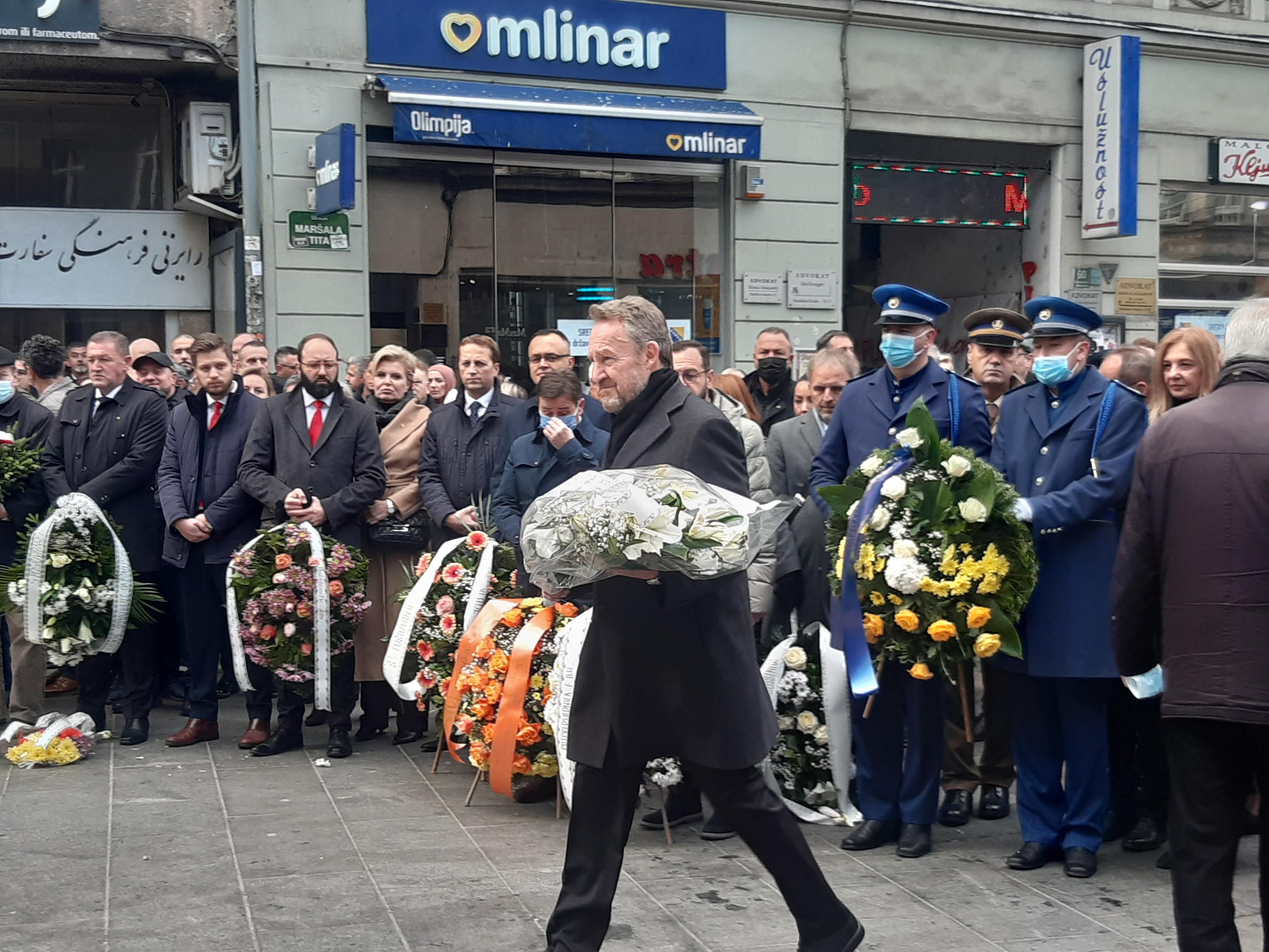 Sa polaganja cvijeća kod Vječne vatre - Avaz