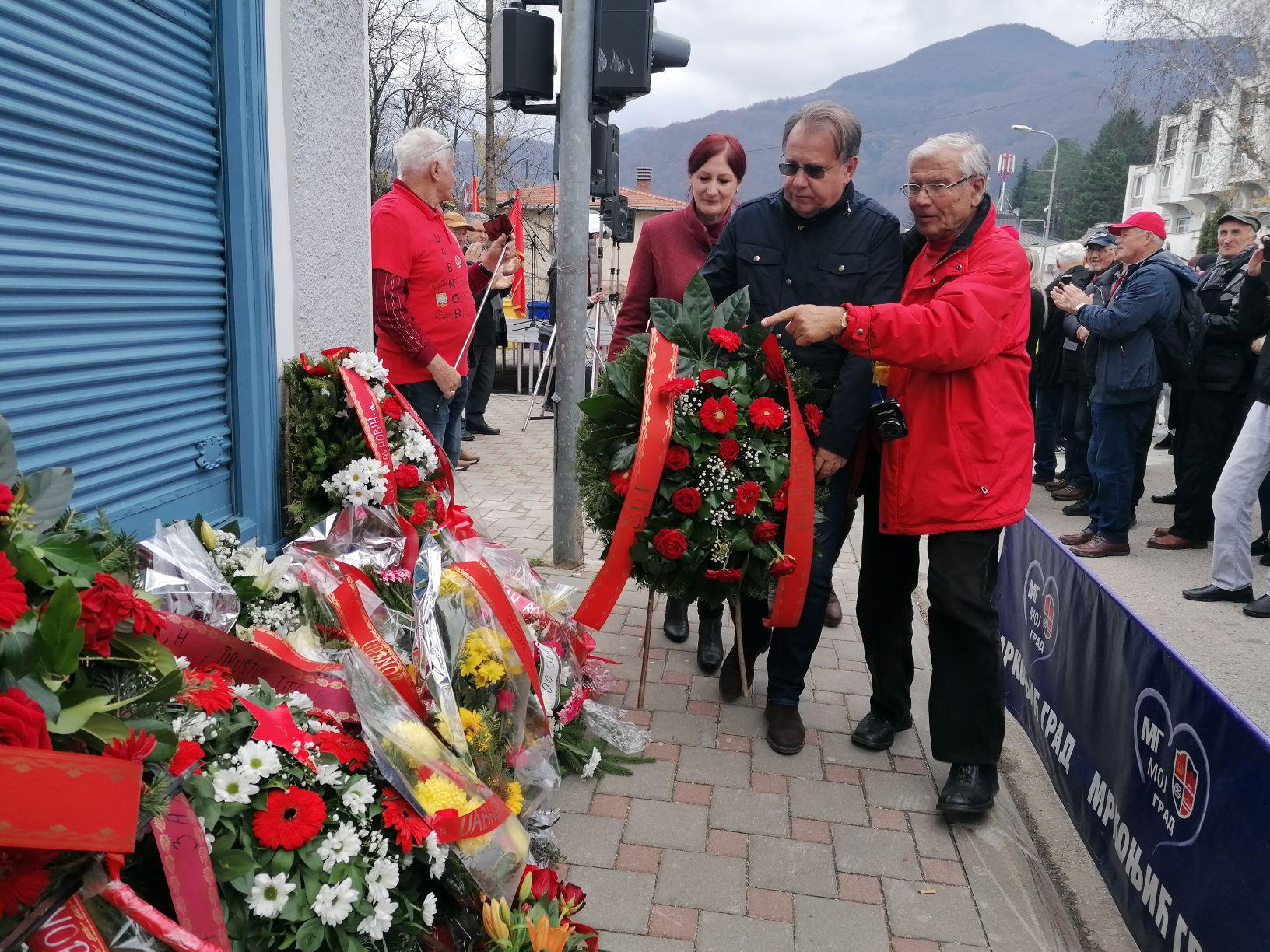 Nermin Nikšić na obilježavanju Dana državnosti BiH u Mrkonjić gradu - Avaz