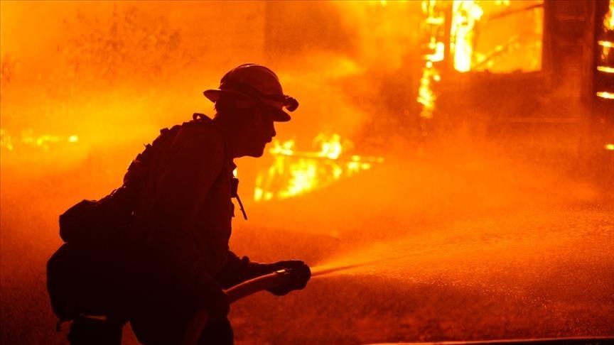 The fire broke out in the Tetuan Plaza, which is situated between the Sagrada Familia Basilica and the Arc de Triomf - Avaz