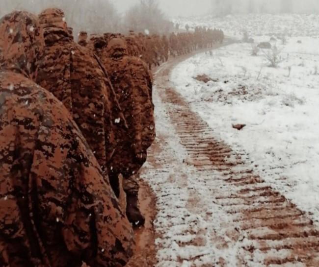 Pogledajte fotografiju sa priprema mladih vojnika Oružanih snaga BiH