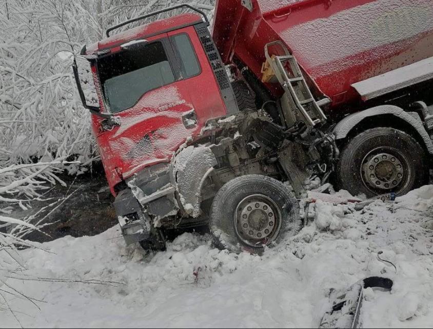 Vozači lakše povrijeđeni - Avaz