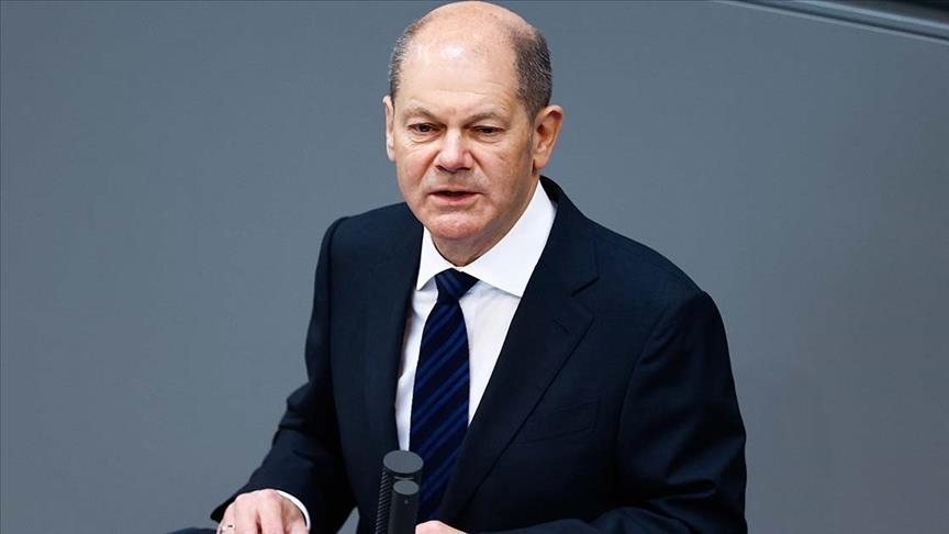 Scholz to take up German chancellorship as Merkel bids farewell