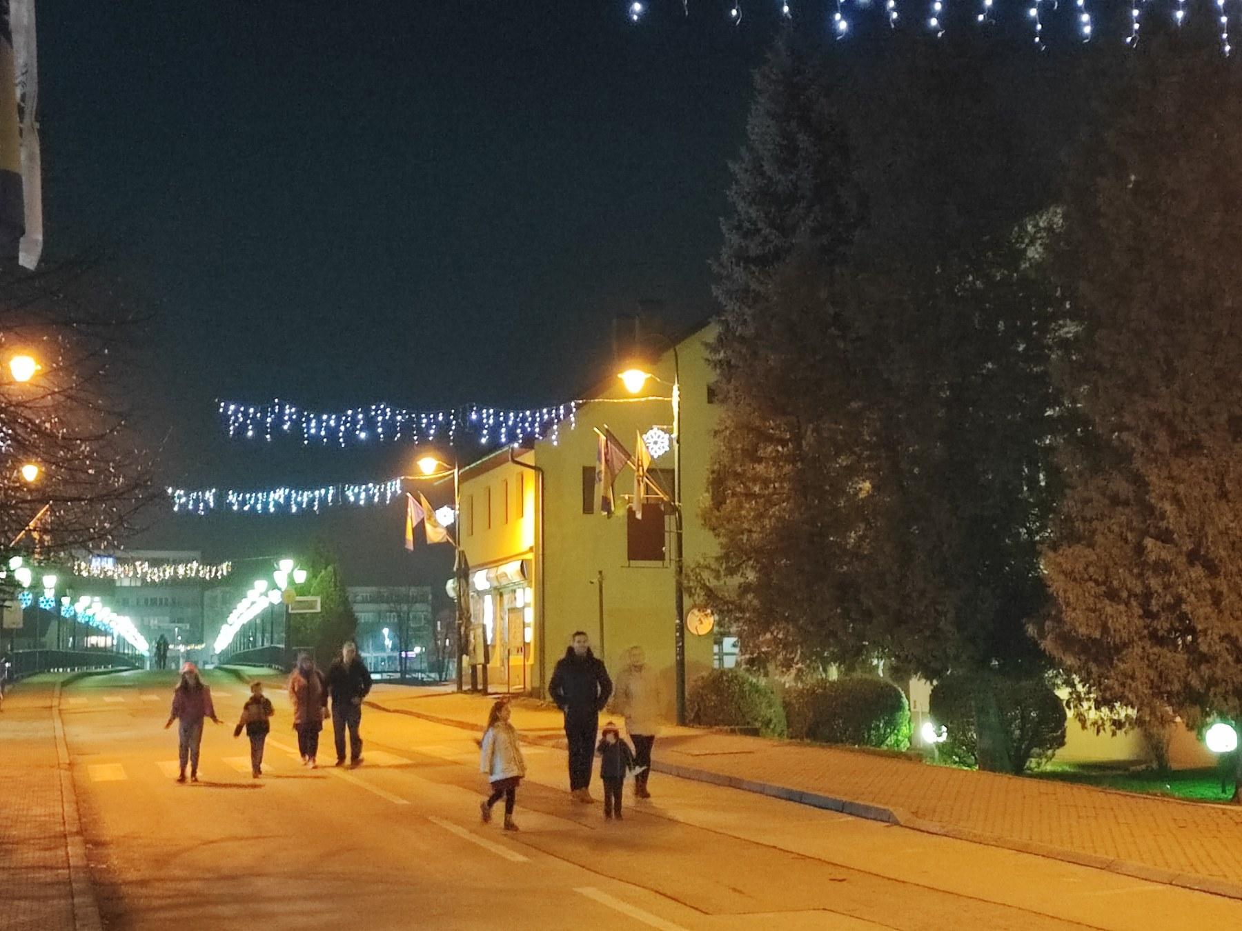 Skroman doček Nove godine u Goraždu, razloga za slavlje nema