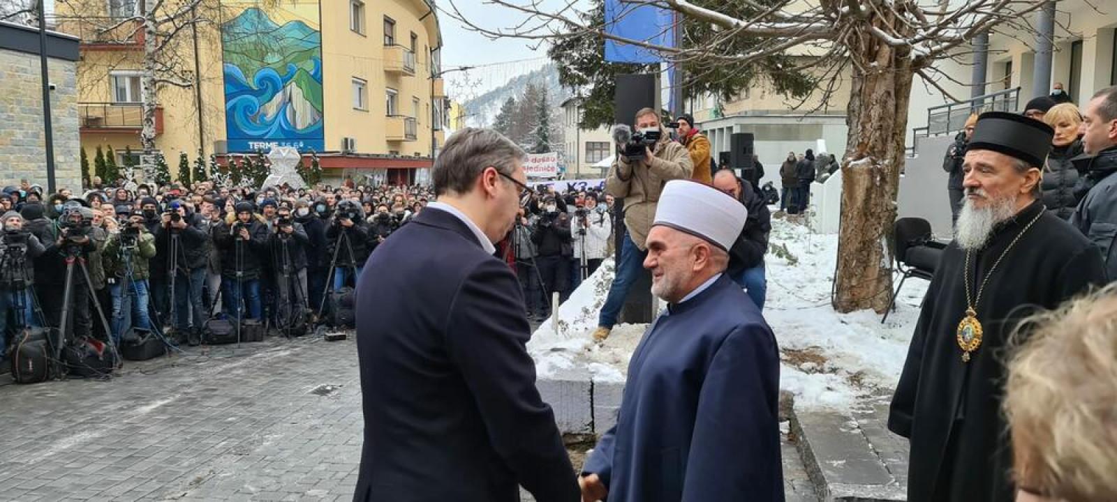 Ef. Dudić se obratio Vučiću: Navukli ste bijes na sebe jer sve što obećate to i ispunite